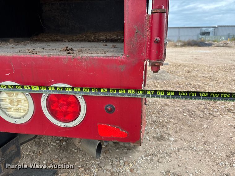 image for item EV3218 2011 Ford F550 Super Duty chipper truck
