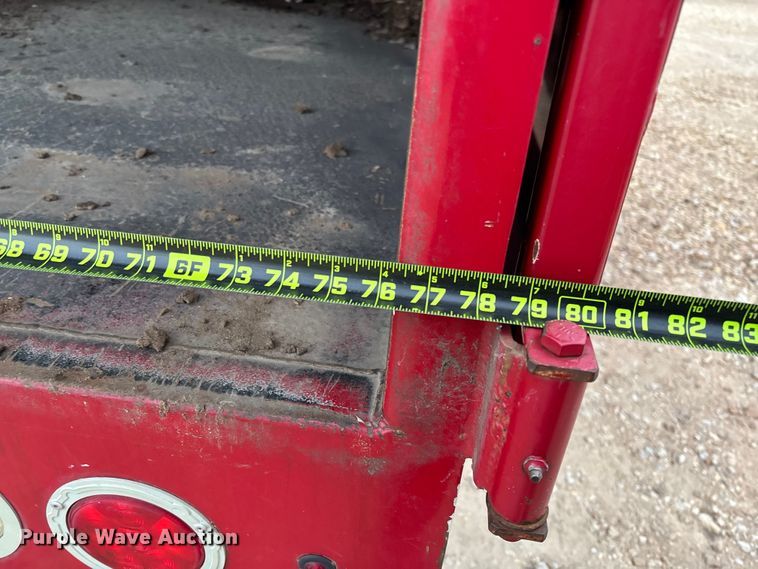 image for item EV3218 2011 Ford F550 Super Duty chipper truck