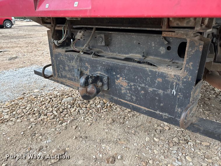 image for item EV3218 2011 Ford F550 Super Duty chipper truck