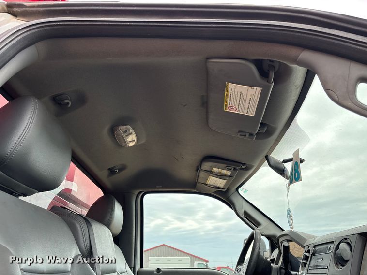 image for item EV3218 2011 Ford F550 Super Duty chipper truck