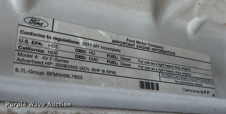 image for item EV3218 2011 Ford F550 Super Duty chipper truck