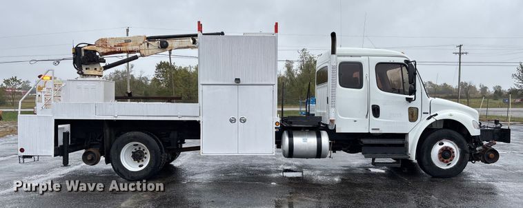 image for item EV3220 2007 Freightliner M2 utility / service truck