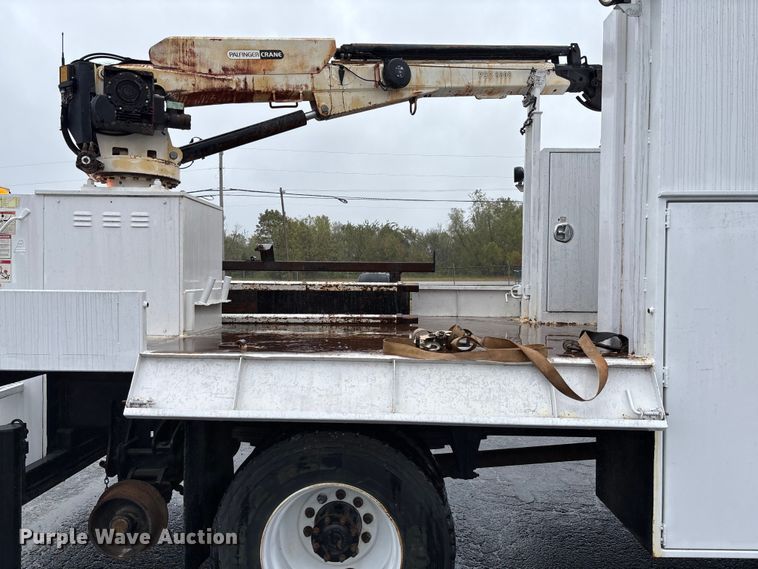 image for item EV3220 2007 Freightliner M2 utility / service truck