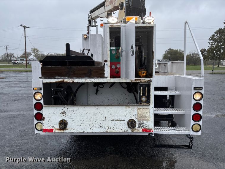 image for item EV3220 2007 Freightliner M2 utility / service truck