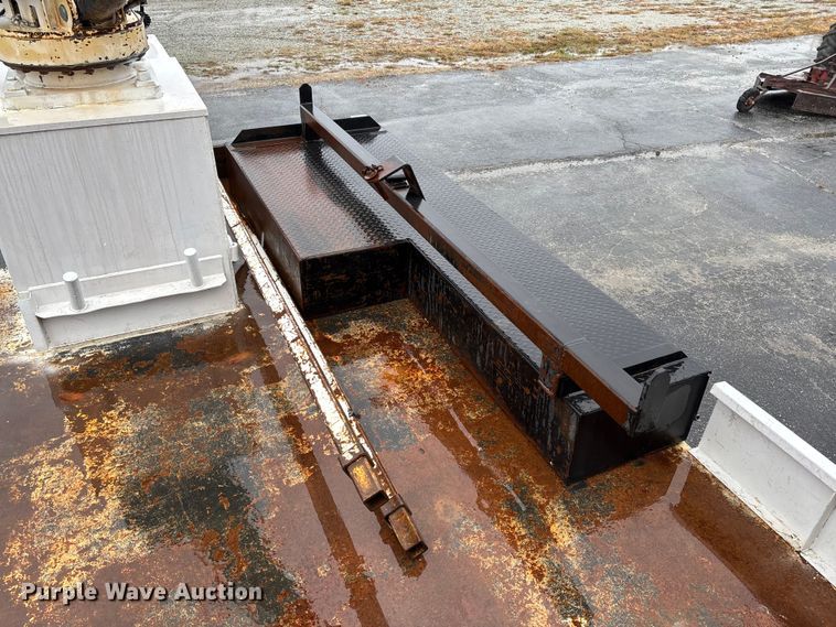 image for item EV3220 2007 Freightliner M2 utility / service truck