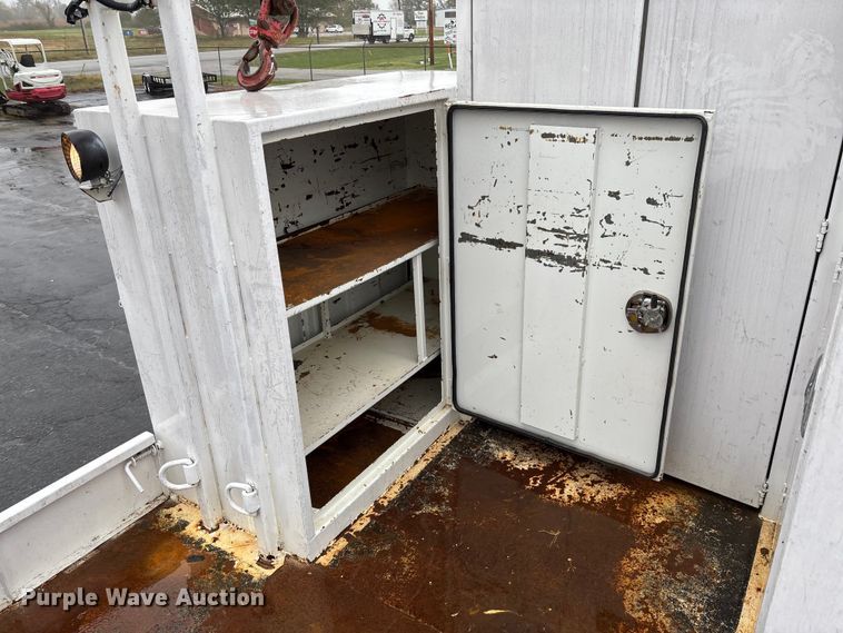 image for item EV3220 2007 Freightliner M2 utility / service truck