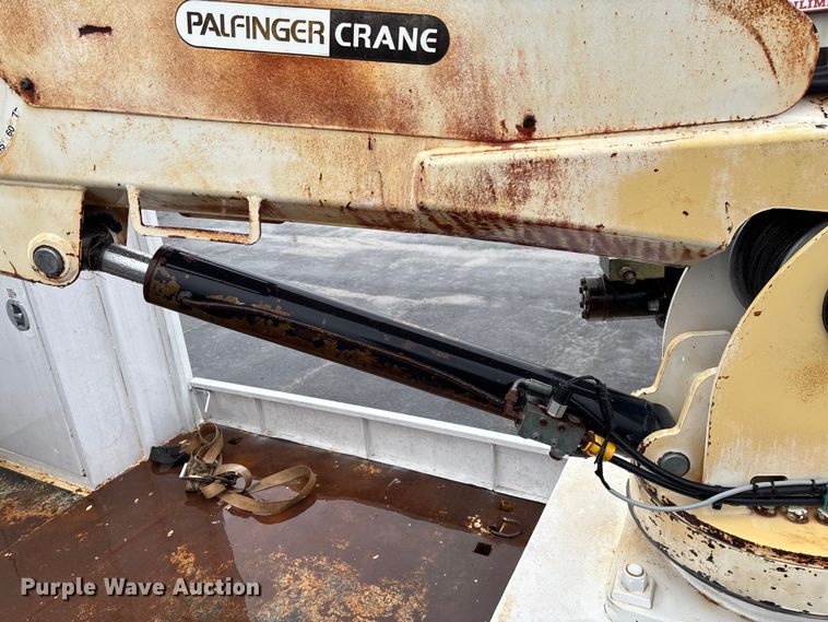 image for item EV3220 2007 Freightliner M2 utility / service truck