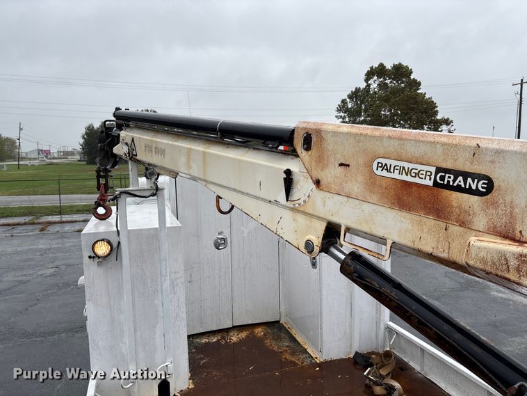 image for item EV3220 2007 Freightliner M2 utility / service truck