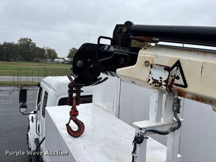 image for item EV3220 2007 Freightliner M2 utility / service truck