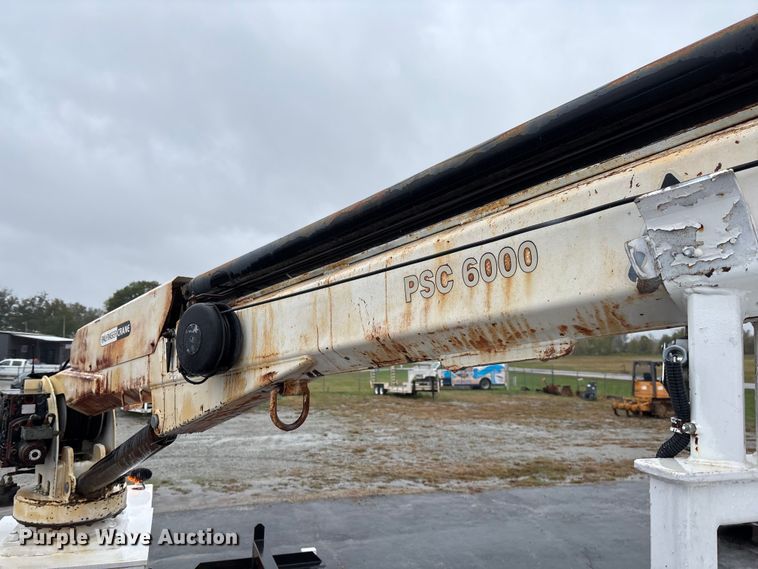 image for item EV3220 2007 Freightliner M2 utility / service truck