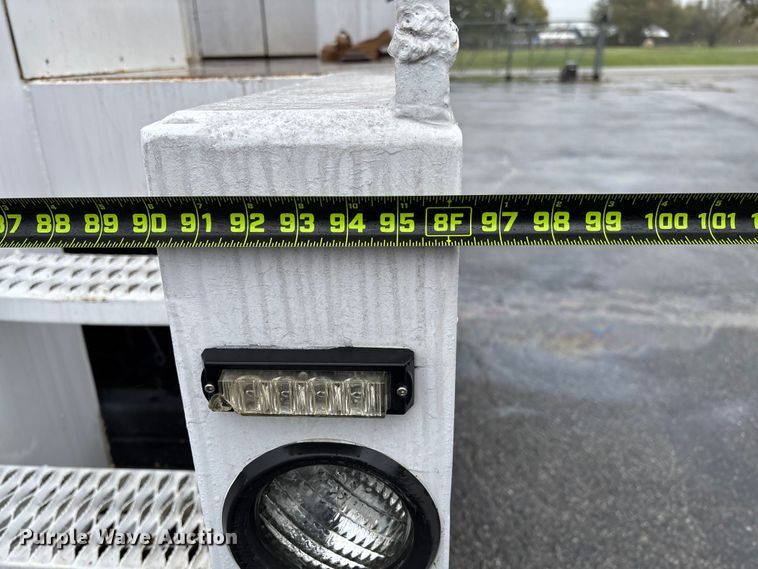 image for item EV3220 2007 Freightliner M2 utility / service truck