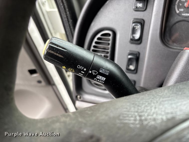 image for item EV3220 2007 Freightliner M2 utility / service truck