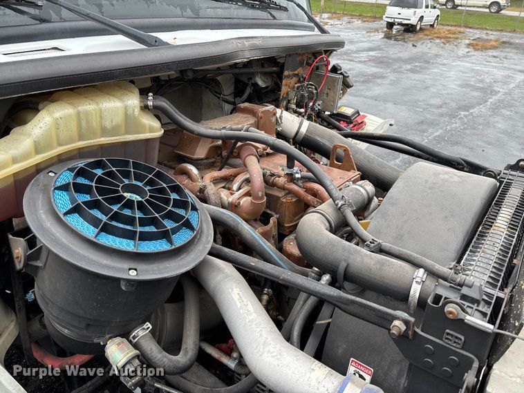 image for item EV3220 2007 Freightliner M2 utility / service truck