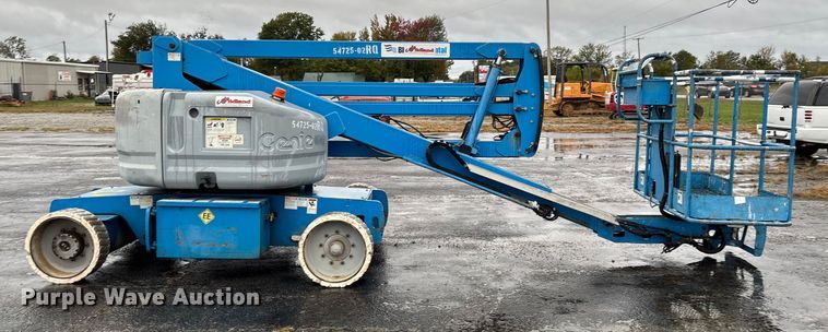 image for item EV3221 2001 Genie Z-45/25 boom lift
