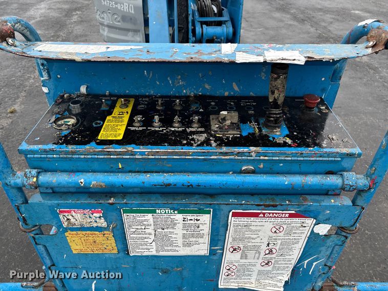 image for item EV3221 2001 Genie Z-45/25 boom lift