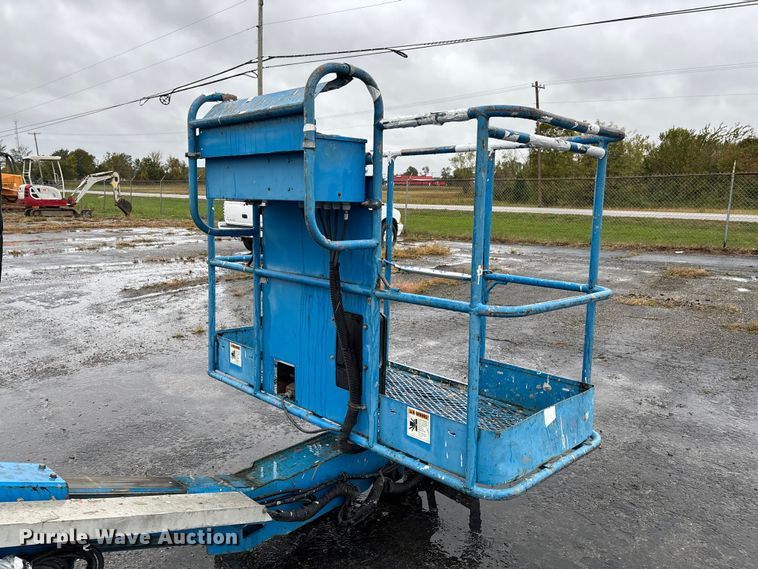 image for item EV3221 2001 Genie Z-45/25 boom lift