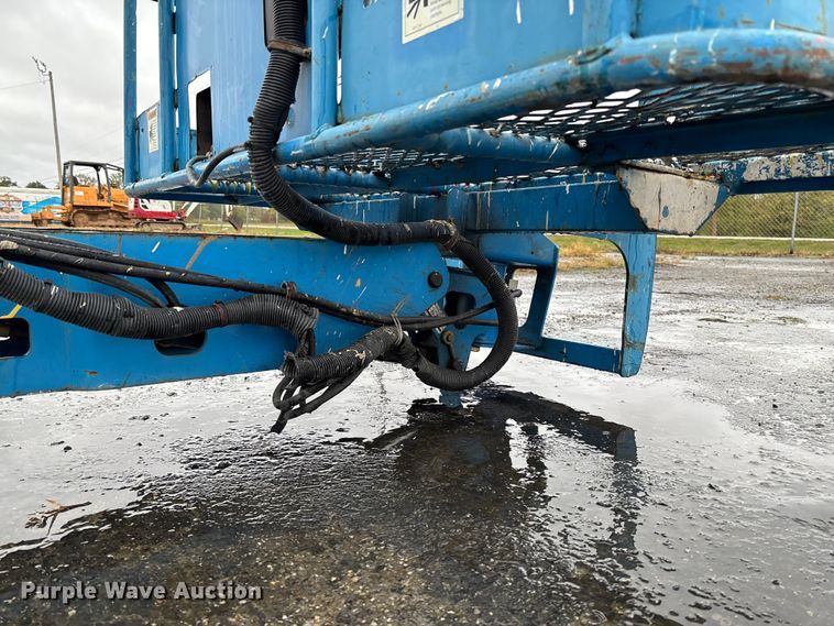 image for item EV3221 2001 Genie Z-45/25 boom lift