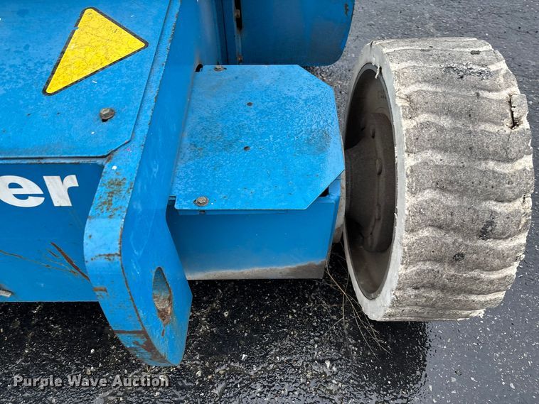 image for item EV3221 2001 Genie Z-45/25 boom lift