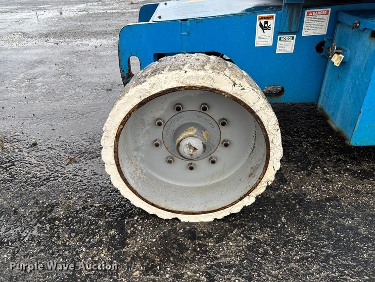 image for item EV3221 2001 Genie Z-45/25 boom lift