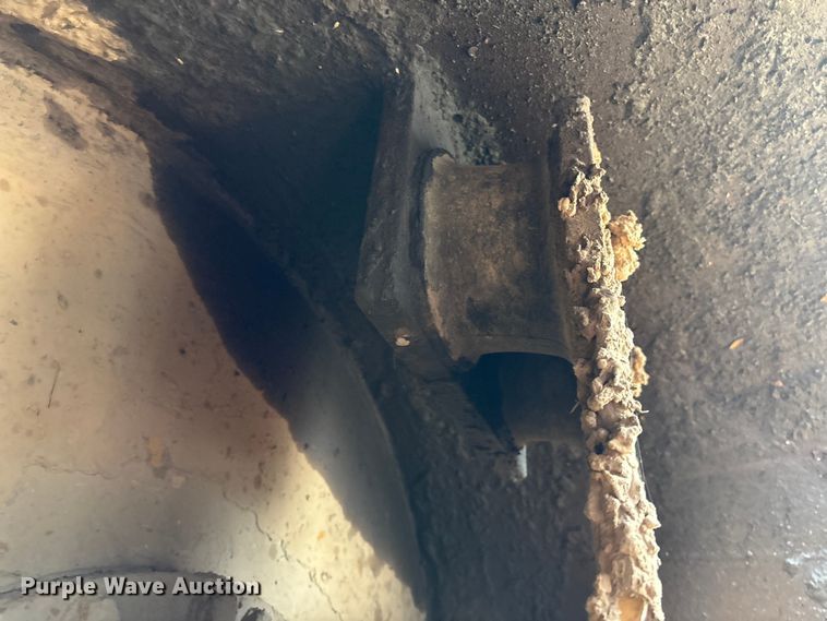 image for item EV3225 2003 Caterpillar CS-563E single drum vibratory roller