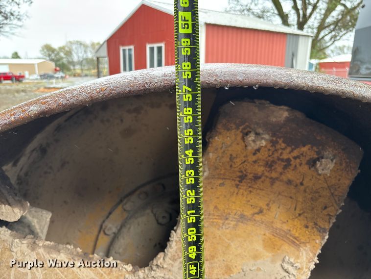 image for item EV3225 2003 Caterpillar CS-563E single drum vibratory roller