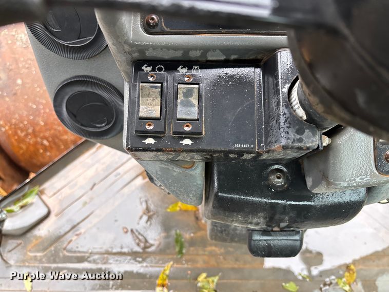 image for item EV3225 2003 Caterpillar CS-563E single drum vibratory roller