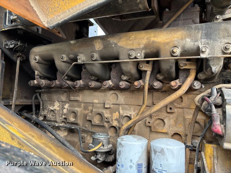 image for item EV3225 2003 Caterpillar CS-563E single drum vibratory roller