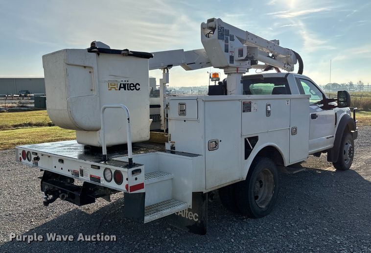 CAMIóN CON CANASTILLA 2019 FORD ALTEC