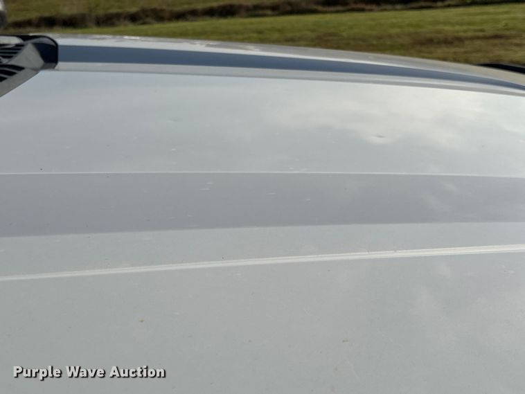 image for item EV3229 2019 Ford F550 bucket truck