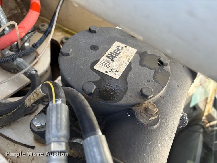 image for item EV3229 2019 Ford F550 bucket truck