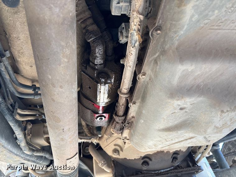 image for item EV3229 2019 Ford F550 bucket truck