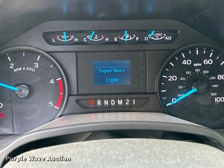 image for item EV3229 2019 Ford F550 bucket truck