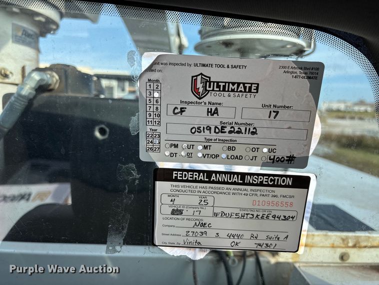 image for item EV3229 2019 Ford F550 bucket truck