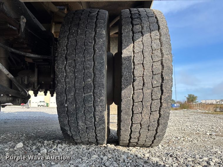 image for item EV3229 2019 Ford F550 bucket truck