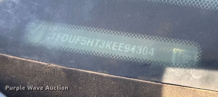 image for item EV3229 2019 Ford F550 bucket truck