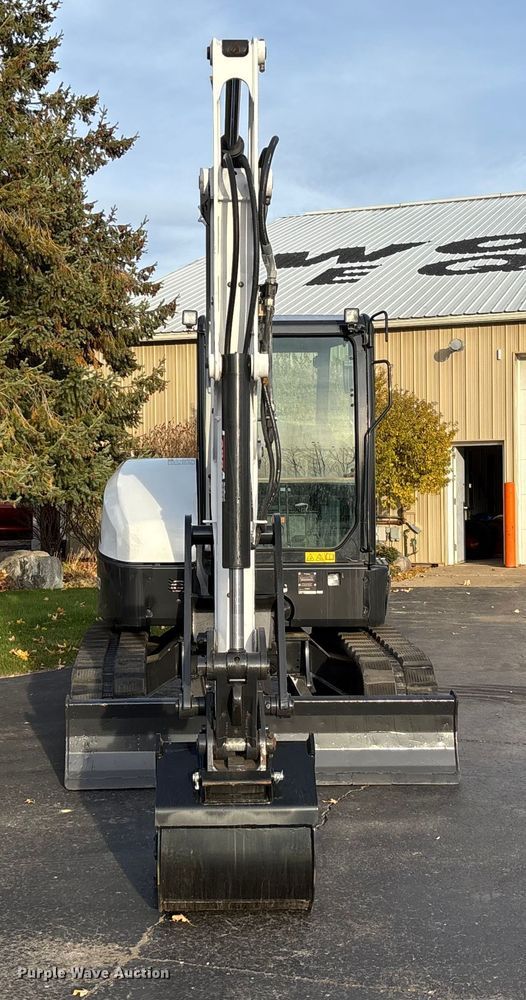 EXCAVADORA 2023 BOBCAT E60