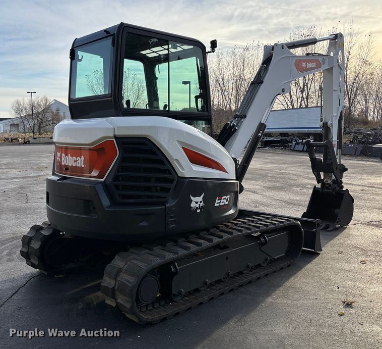 EXCAVADORA 2023 BOBCAT E60