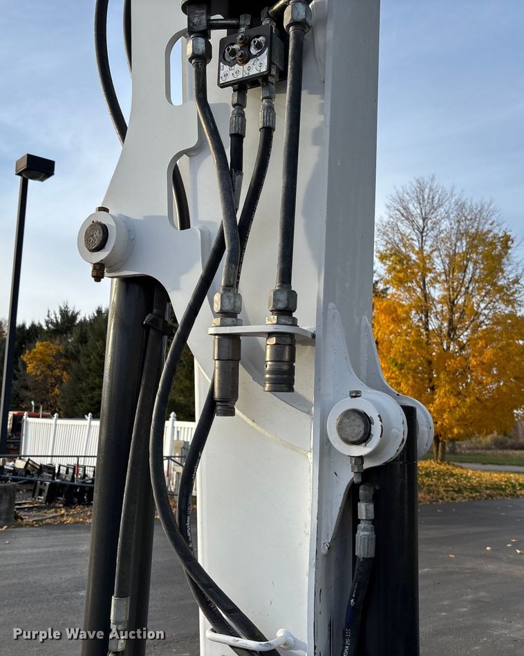 image for item EV3262 2023 Bobcat E60 mini excavator