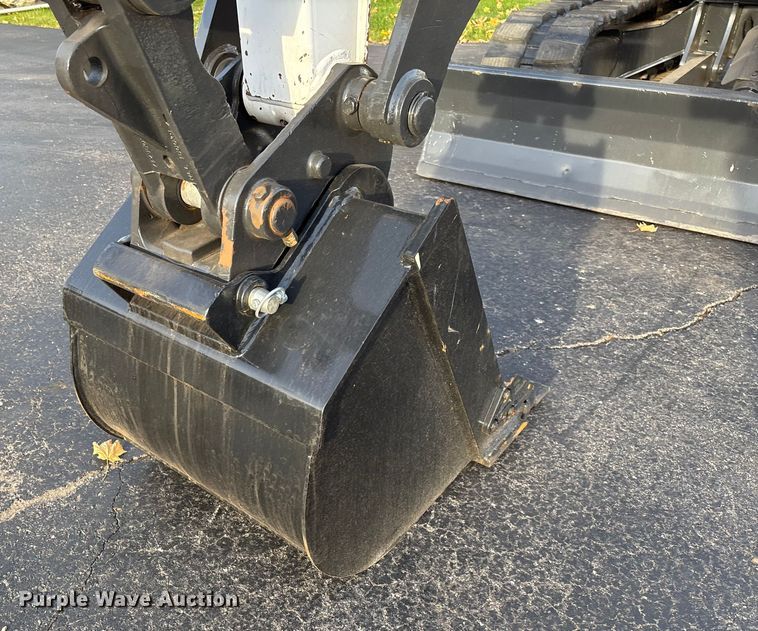 image for item EV3262 2023 Bobcat E60 mini excavator