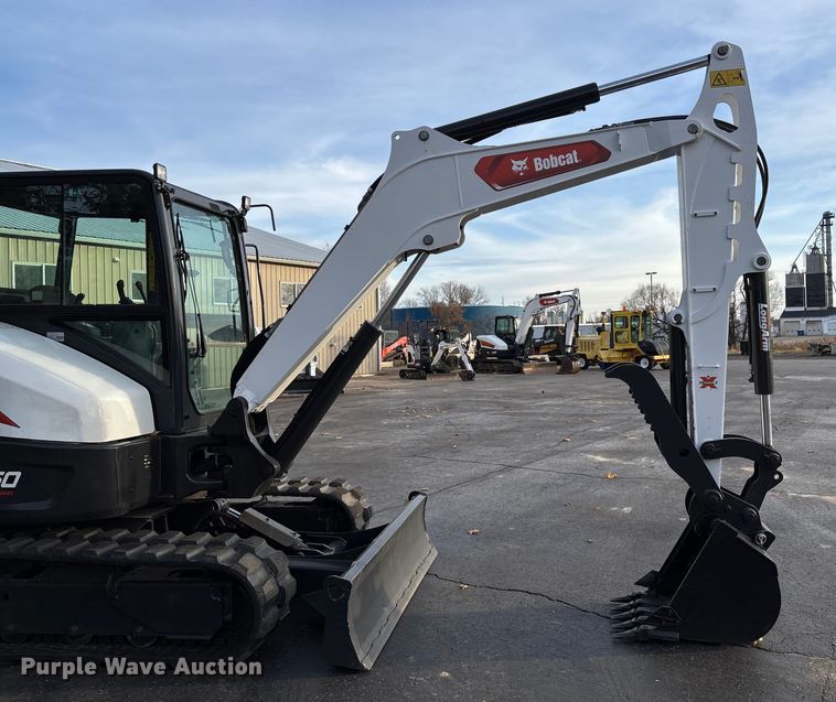 image for item EV3262 2023 Bobcat E60 mini excavator