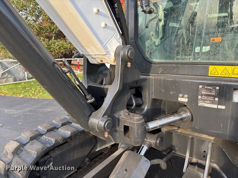 image for item EV3262 2023 Bobcat E60 mini excavator