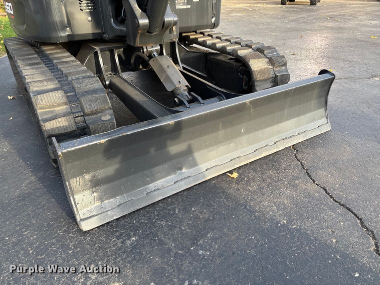 image for item EV3262 2023 Bobcat E60 mini excavator