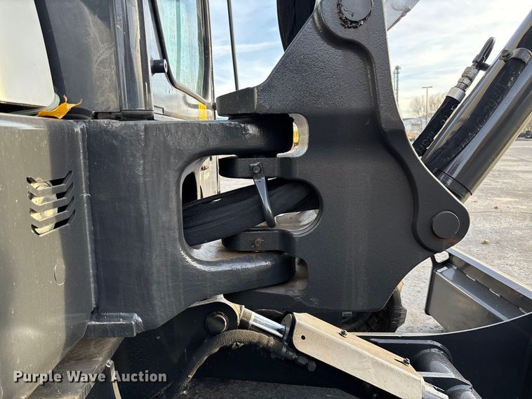 image for item EV3262 2023 Bobcat E60 mini excavator