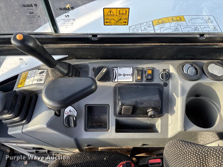 image for item EV3262 2023 Bobcat E60 mini excavator