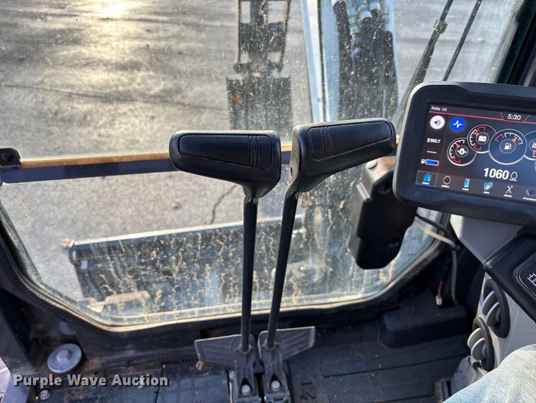 image for item EV3262 2023 Bobcat E60 mini excavator