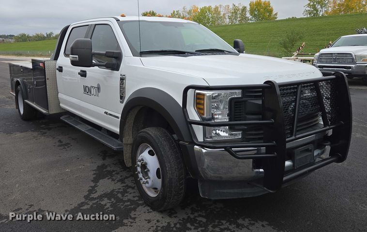 image for item EV5430 2018 Ford F550 Crew Cab flatbed truck