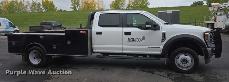 image for item EV5430 2018 Ford F550 Crew Cab flatbed truck