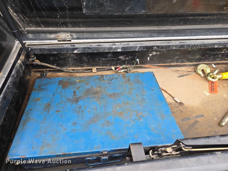 image for item EV5430 2018 Ford F550 Crew Cab flatbed truck