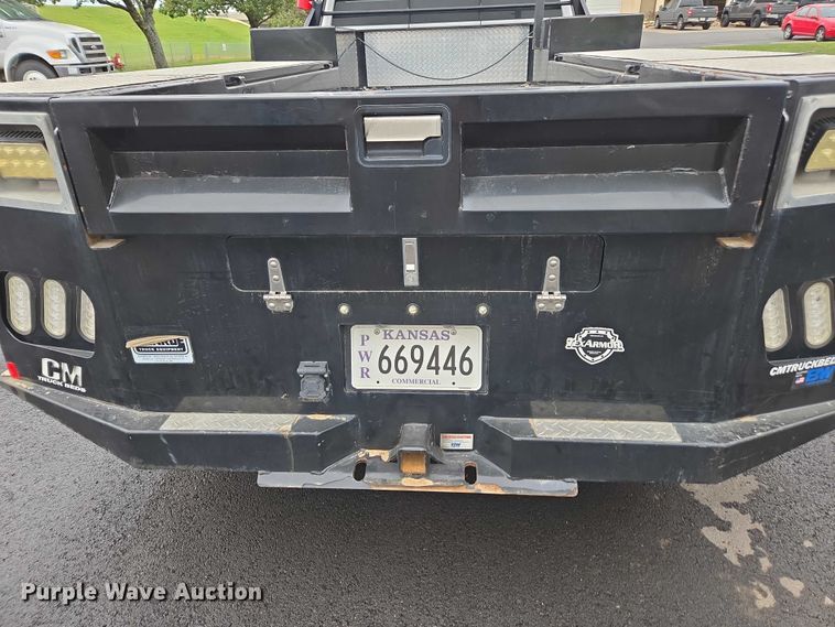 image for item EV5430 2018 Ford F550 Crew Cab flatbed truck