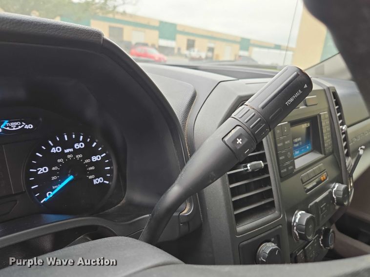 image for item EV5430 2018 Ford F550 Crew Cab flatbed truck